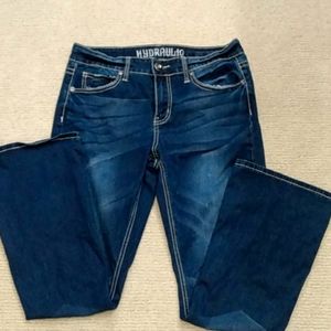 Stretch low-rise jeans